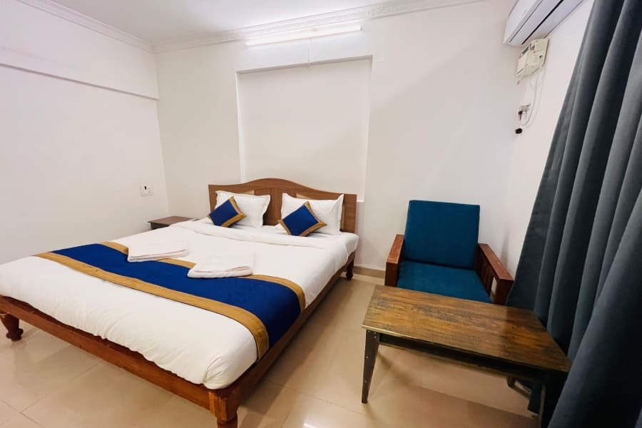Hotels near morjim beach goa
